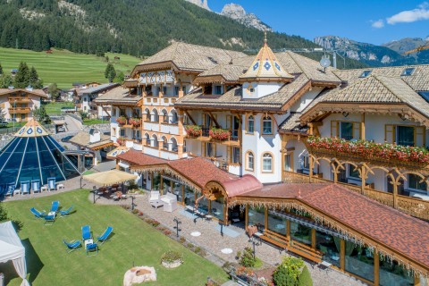 Renè - Dolomites Boutique Hotel Sèn Jan di Fassa